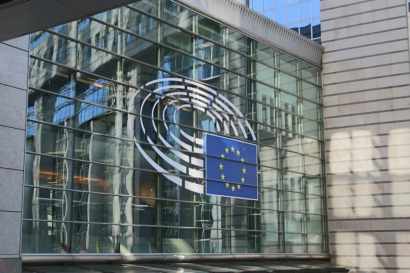 Legal Alert | Medidas restritivas aprovadas pelo conselho da UE - Regulamento (UE) 2024/1485