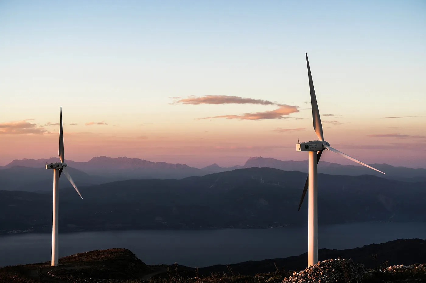 Legal Alert | Novos desenvolvimentos para a produção de energia eólica 'offshore'